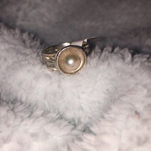 Vantel Pearl Island Ring